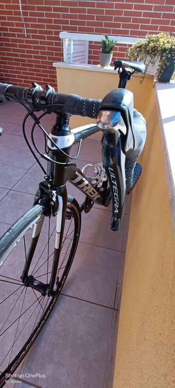 Trek Domane SL 6 2018 2018 Road & Gravel usato, Nero — immagine 5 di 9