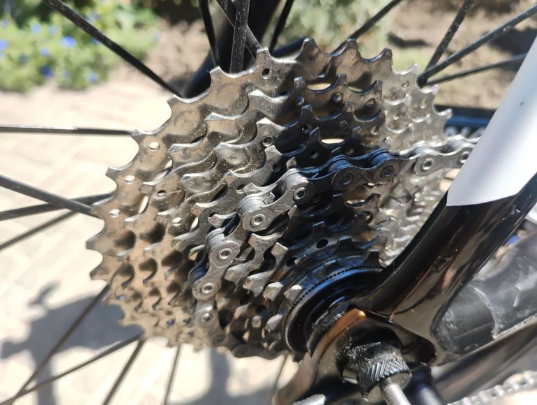 Used Pinarello Fp2 2012 Road & Gravel, White — image 5 of 8