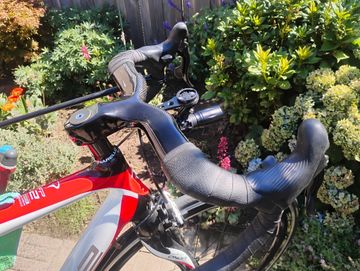 Used Pinarello Fp2 2012 Road & Gravel, White — image 2 of 8