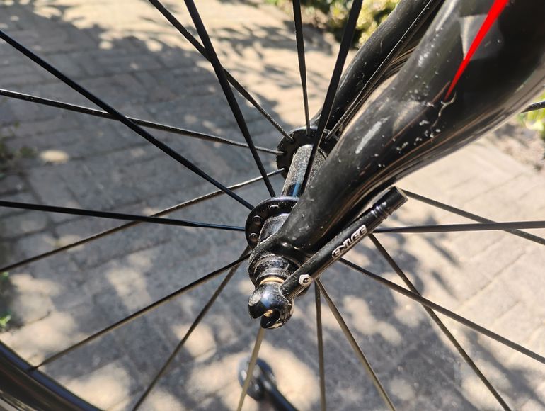 Used Pinarello Fp2 2012 Road & Gravel, White — image 8 of 8
