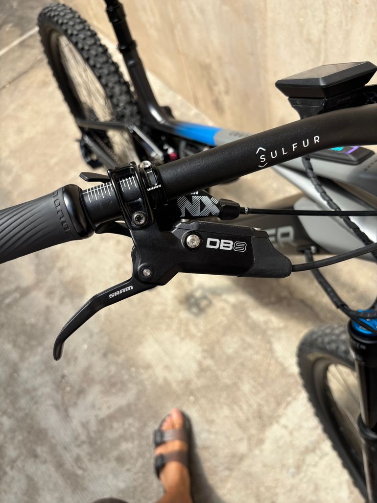 Tweedehands Mondraker Crafty SRAM GX 2024 Mountainbike — afbeelding 2 van 9