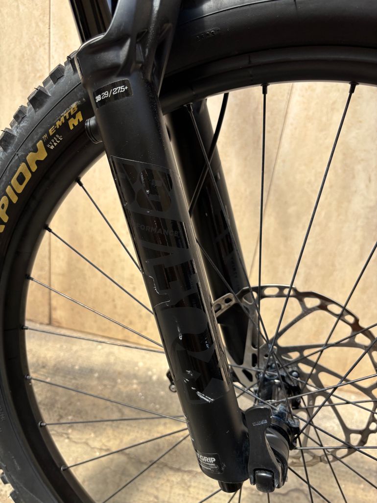Tweedehands Mondraker Crafty SRAM GX 2024 Mountainbike — afbeelding 3 van 9