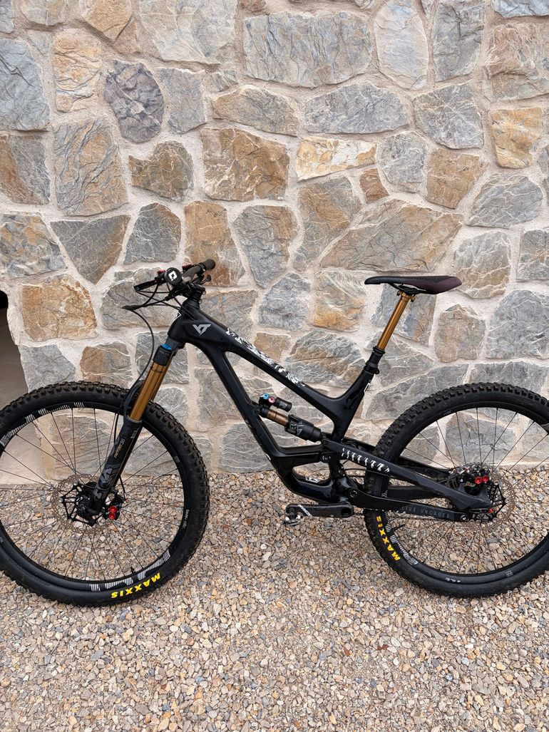Gebrauchtes YT Industries Capra CORE 4 29 2022 2022 Mountainbike, Schwarz, 29 — Bild 3 von 11