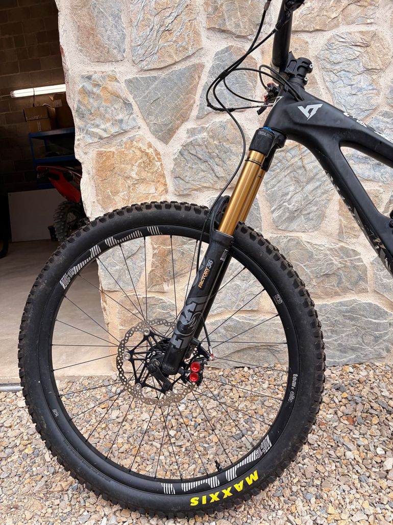 Gebrauchtes YT Industries Capra CORE 4 29 2022 2022 Mountainbike, Schwarz, 29 — Bild 6 von 11