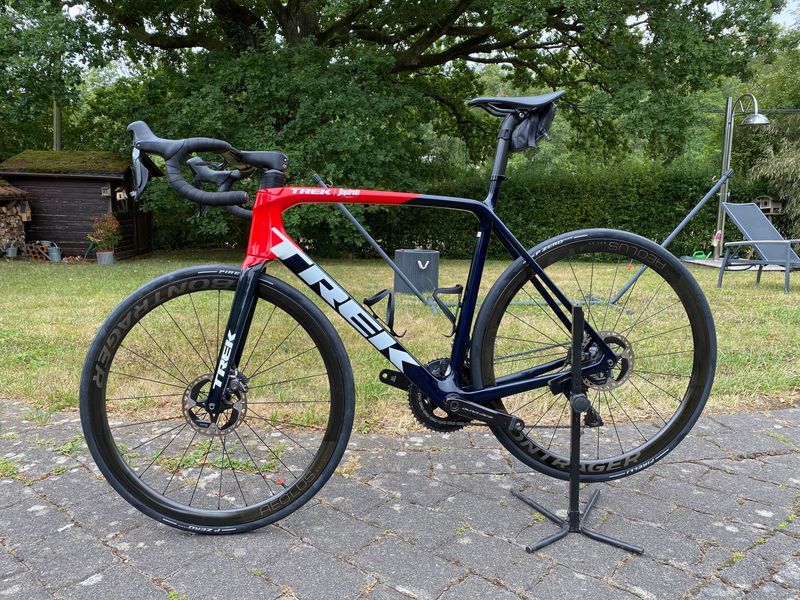 Trek Émonda SLR 9 2022 2022 Road & Gravel d'occasion