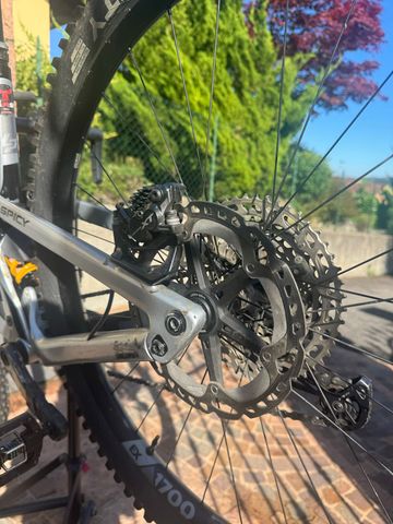 Lapierre Spicy CF 7.9 2021 2021 Mountainbike usato, Grigio chiaro — immagine 3 di 4