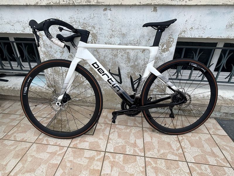 Używany Bertin Custom Shimano 105 2024 Road & Gravel