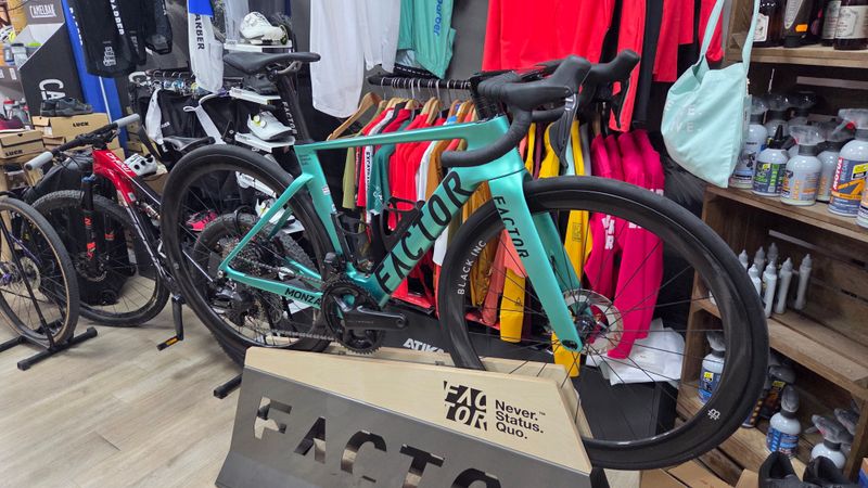Used Factor MONZA - Shimano Ultegra 2026 2026 Road & Gravel