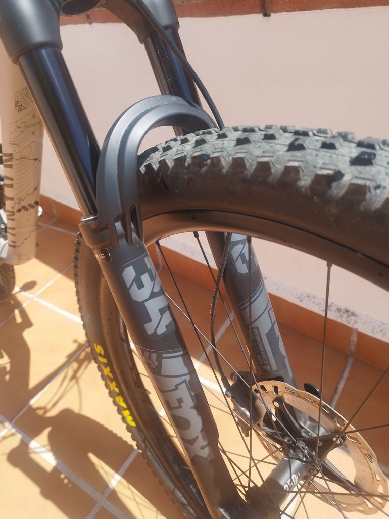 Używany Canyon Lux Trail CF 7 2022 2022 Mountainbike — zdjęcie 10 z 11