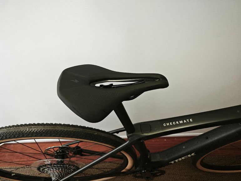 Used Trek Checkmate SRAM Rival eTap AXS 2025 Road & Gravel, Black — image 4 of 4