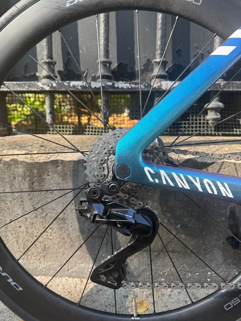 Brugt Canyon Aeroad CFR Di2 2025 2025 Road & Gravel — billede 4 af 9