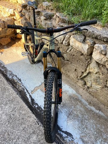 Gebrauchtes Lapierre Spicy CF 7.9 2022 2022 Mountainbike, Hellgrau, 29 — Bild 2 von 4