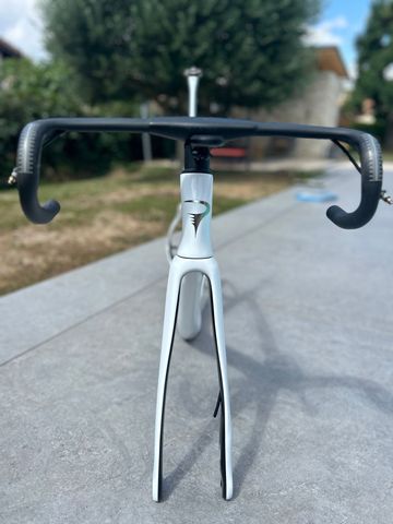 Brugt Pinarello DOGMA F 1K 2025 Frameset 2025 Road & Gravel — billede 6 af 9