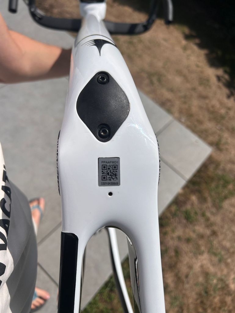 Brugt Pinarello DOGMA F 1K 2025 Frameset 2025 Road & Gravel — billede 8 af 9