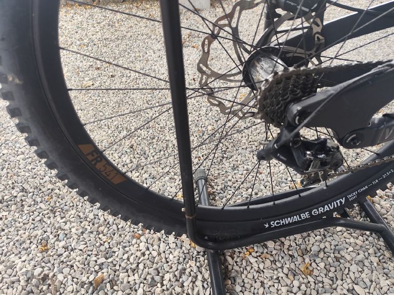 Used YT Industries TUES AL 2018 2018 Mountainbike, Black, 27.5 — image 13 of 15