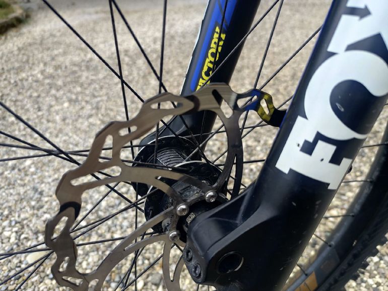 Used YT Industries TUES AL 2018 2018 Mountainbike, Black, 27.5 — image 4 of 15