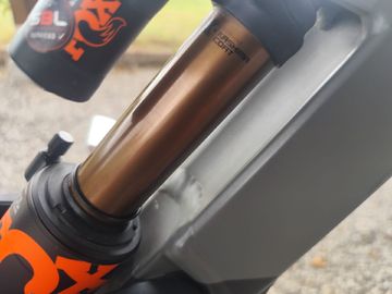 Used YT Industries TUES AL 2018 2018 Mountainbike, Black, 27.5 — image 15 of 15