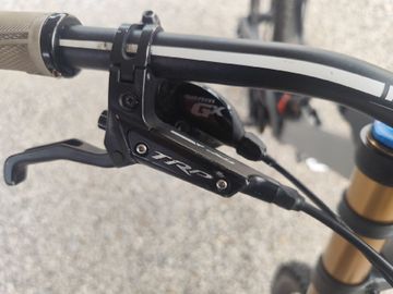 Used YT Industries TUES AL 2018 2018 Mountainbike, Black, 27.5 — image 12 of 15