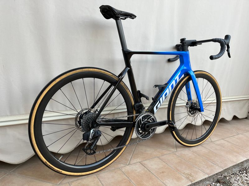 Used Giant Advanced Pro 0 Frameset ML 2024 Road & Gravel