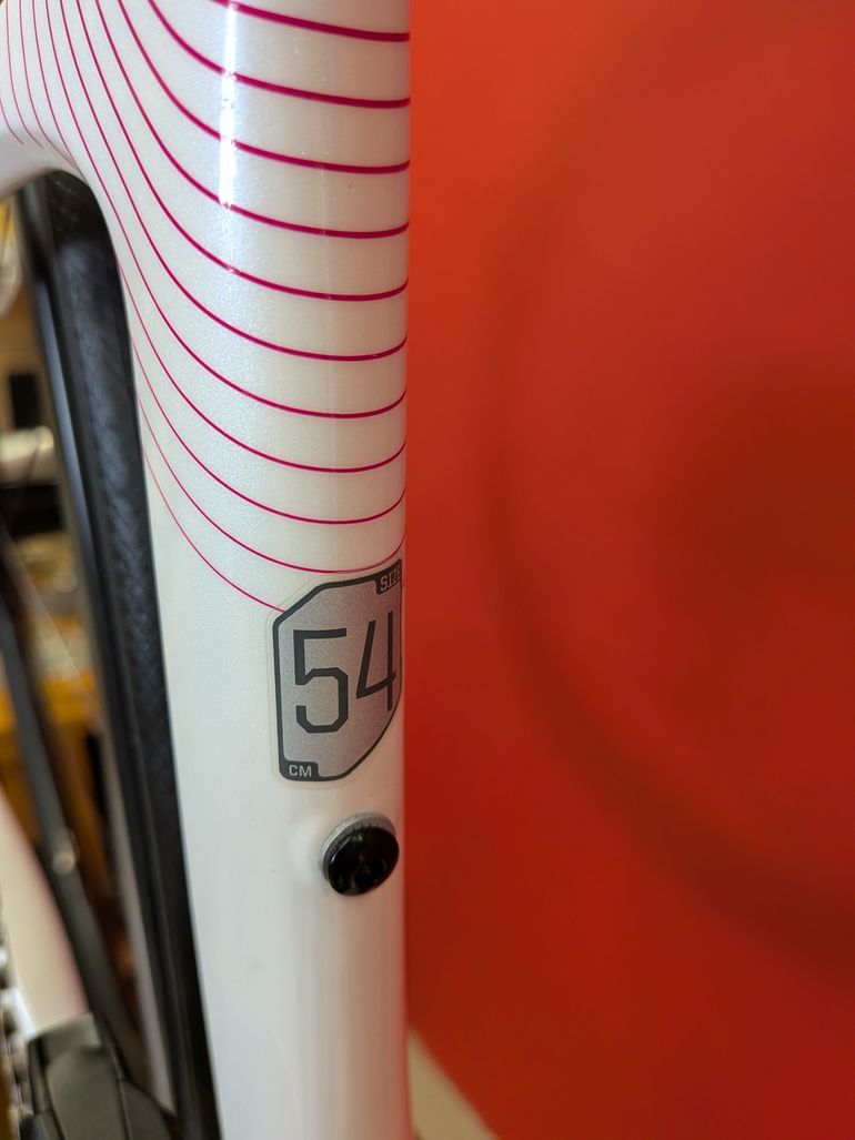 Cannondale SuperSix EVO 1 2024 Frameset 2024 Road & Gravel usato, Bianco — immagine 2 di 4