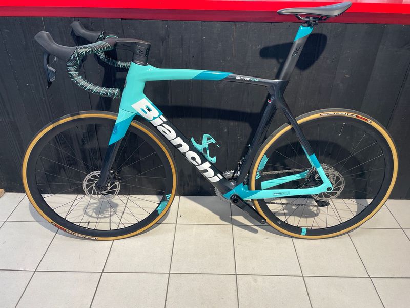 Used Bianchi Oltre XR4 - Rival eTap AXS 2022 2022 Road & Gravel