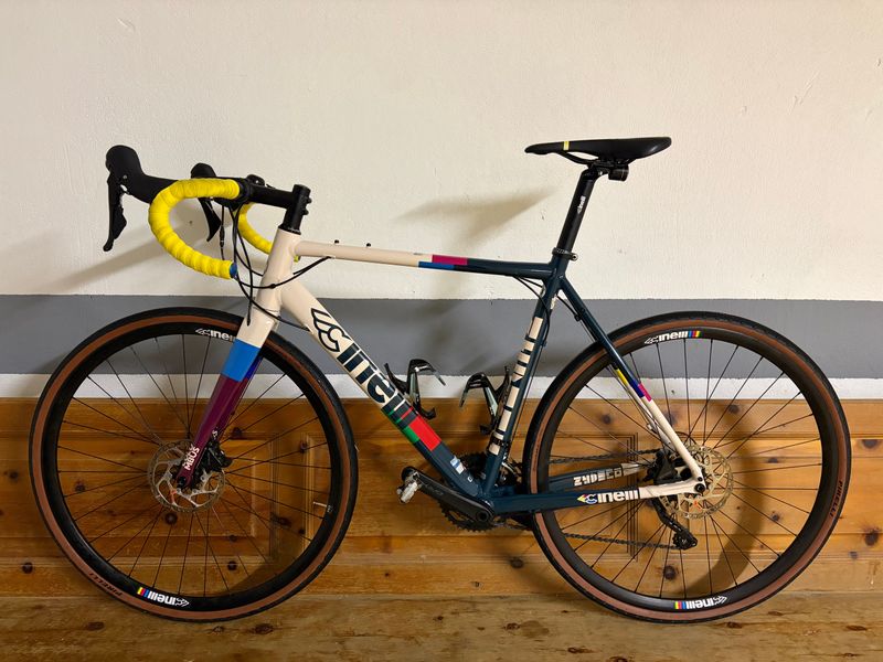 Used Cinelli ZYDECO - SHIMANO GRX 2X10 SPEED 2025 2025 Road & Gravel