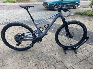Used Scott Spark 950 2023 2023 Mountainbike, Light Gray, 29 — image 1 of 4