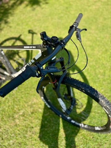 Used Canyon Exceed CF SL 6.0 2019 2019 Mountainbike, Black — image 4 of 7