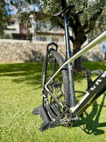 Used Canyon Exceed CF SL 6.0 2019 2019 Mountainbike, Black — image 6 of 7
