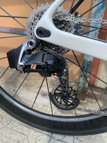 Gebrauchtes Factor Ostro SRAM Red eTap AXS 2025 Road & Gravel, Weiß — Bild 3 von 5
