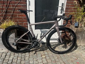 Specialized S-Works Tarmac SL8 SWORKS SL8 2025 Road & Gravel d'occasion — image 1 sur 6