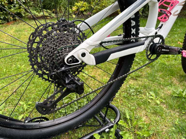 Canyon Neuron SRAM SX Eagle 2022 Youth usato, Bianco — immagine 14 di 15