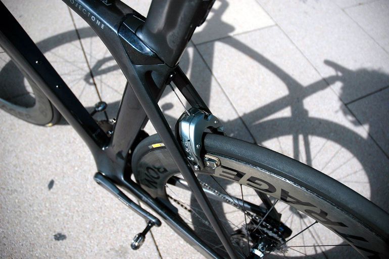 Used Trek MADONE Project-ONE/RAW-Carbone/SRAM RED ETAP/Gr.56/6, 9(!)kg 2020 Road & Gravel, Light Gray — image 11 of 13