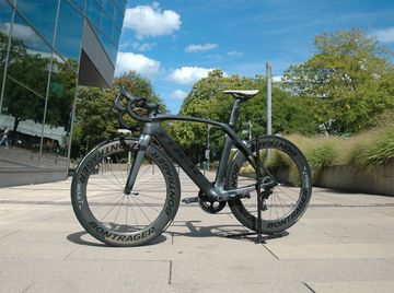 Used Trek MADONE Project-ONE/RAW-Carbone/SRAM RED ETAP/Gr.56/6, 9(!)kg 2020 Road & Gravel, Light Gray — image 13 of 13