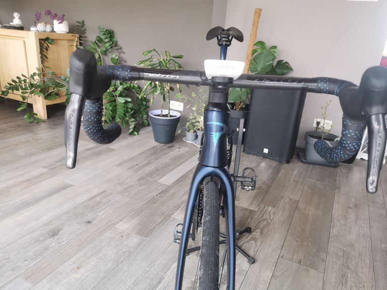 Pinarello F12 2021 Road & Gravel usato, Blu — immagine 7 di 8