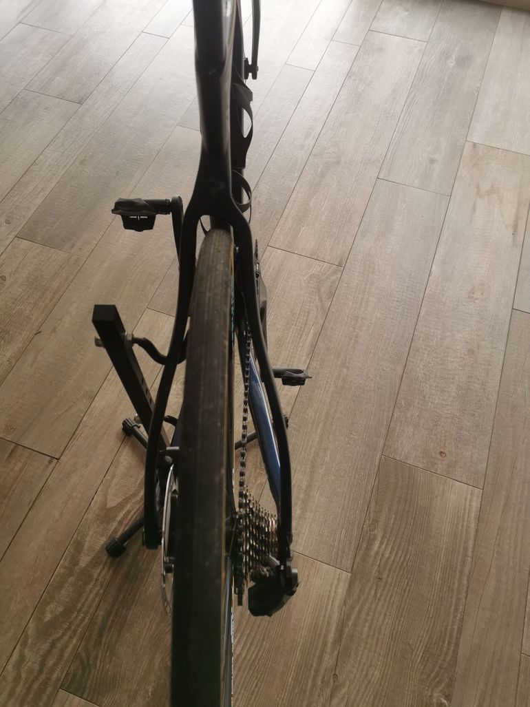 Pinarello F12 2021 Road & Gravel usato, Blu — immagine 6 di 8