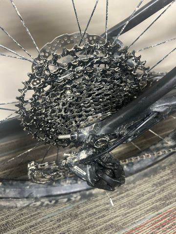 Used Trek Stache 7 2018 2018 Mountainbike, Black, 29 — image 3 of 9