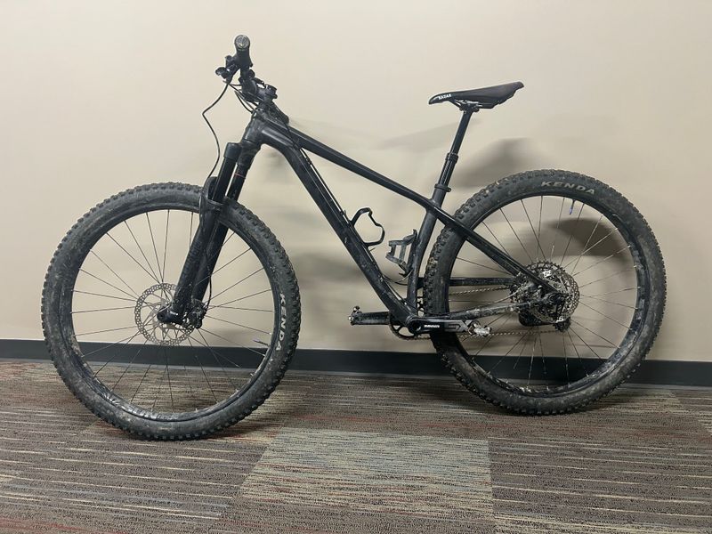 Used Trek Stache 7 2018 2018 MTB