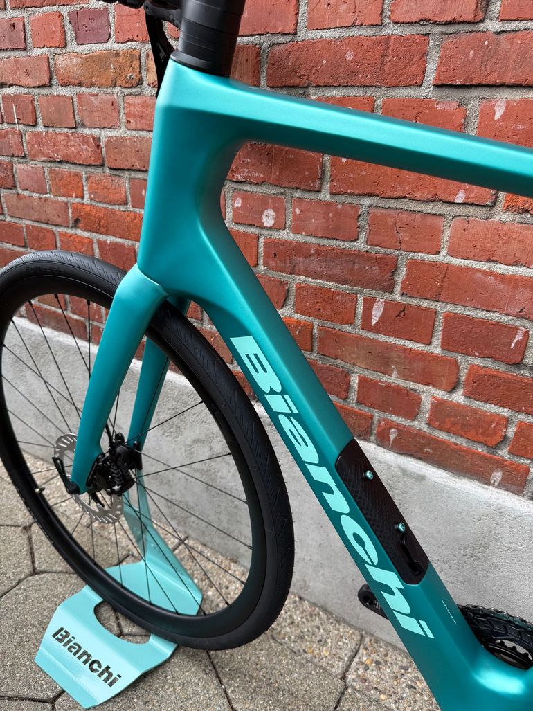 Bianchi Infinito Shimano 105 Di2 2027 Road & Gravel d'occasion — image 14 sur 16