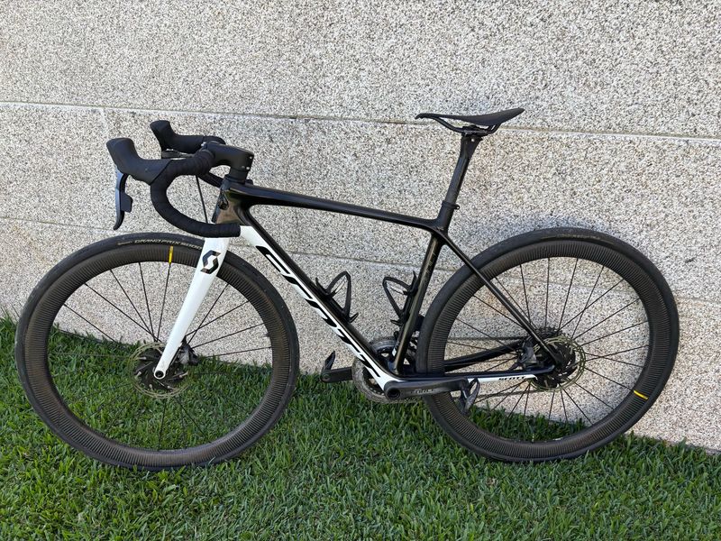 Used Scott Addict 10 2026 2026 Road & Gravel