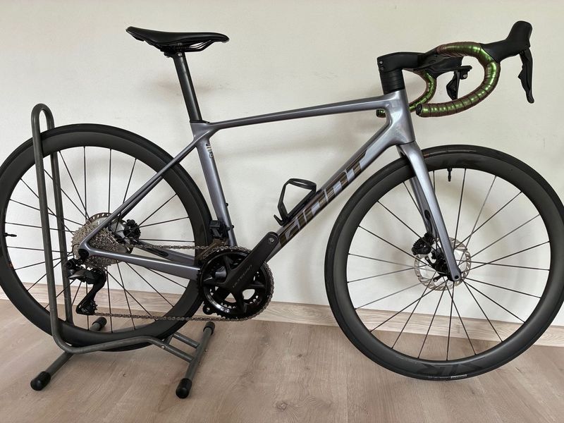 Giant TCR Advanced Pro 0 Di2 2025 2025 Road & Gravel d'occasion