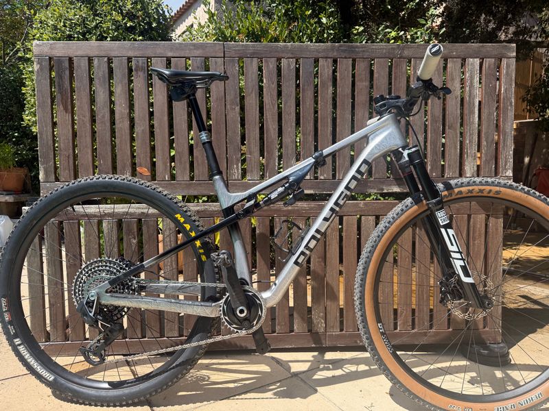 Brugt Polygon Syncline DR9 Di2 2026 2026 MTB
