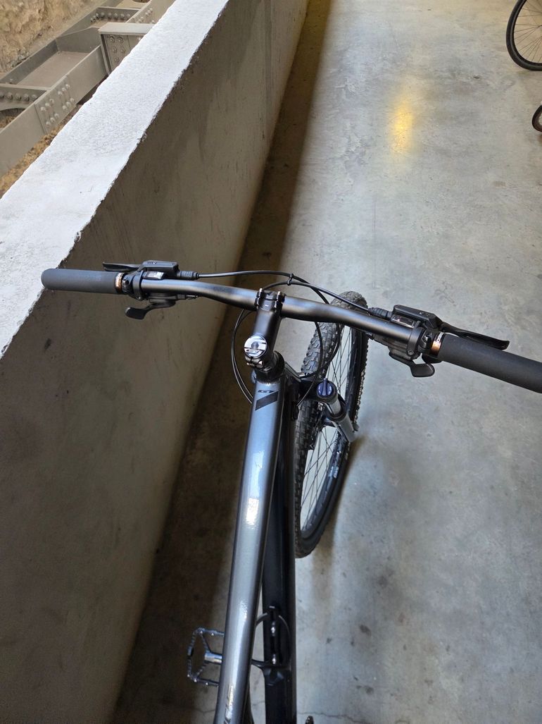Brugt GT Avalanche Sport 2022 2022 Mountainbike — billede 13 af 17