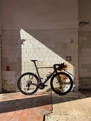 Gebrauchtes Giant Propel Advanced 1 2024 2024 Road & Gravel, Hellgrau — Bild 1 von 8