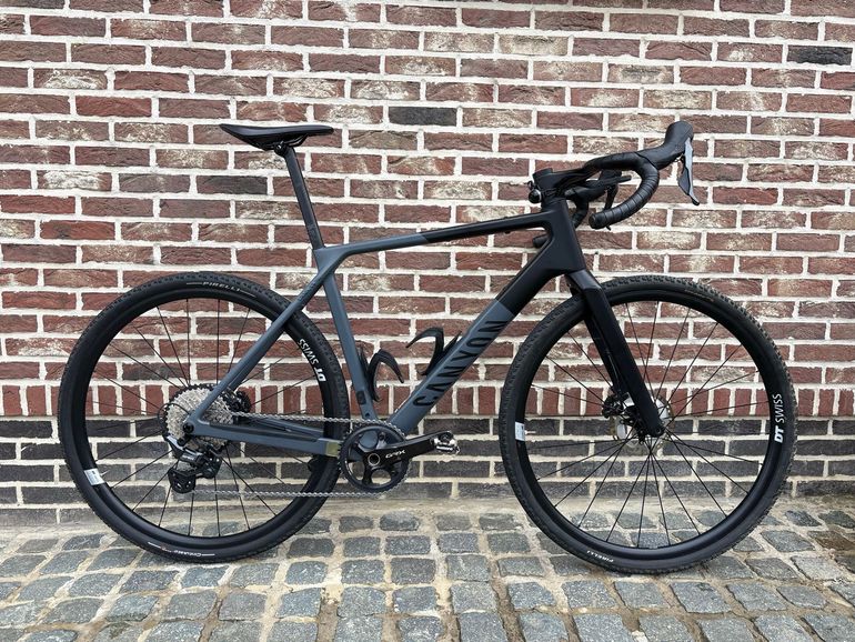 Used Canyon Grail CF SL 2024 2024 Road & Gravel, Light Gray — image 1 of 11