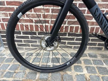 Used Canyon Grail CF SL 2024 2024 Road & Gravel, Light Gray — image 5 of 11