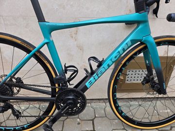 Použité Bianchi Specialissima SRAM Force eTap AXS 2025 Road & Gravel — obrázek 2 z 6