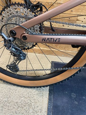 Tweedehands Megamo NATIVE 10 2024 2024 Mountainbike — afbeelding 3 van 7