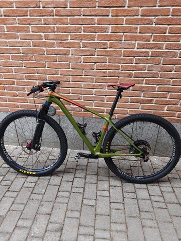 Gebrauchtes Merida Big Nine 6000 2020 Mountainbike, Grün — Bild 1 von 7