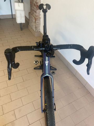 Gebrauchtes Giant Revolt Advanced Pro 0 2025 2025 Road & Gravel, Hellgrau — Bild 5 von 8